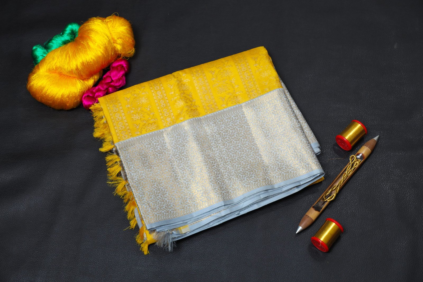 Lemon Yellow Kanchipuram Silk Saree – Self Silver Zari Design with Silver Grey Korvai Border